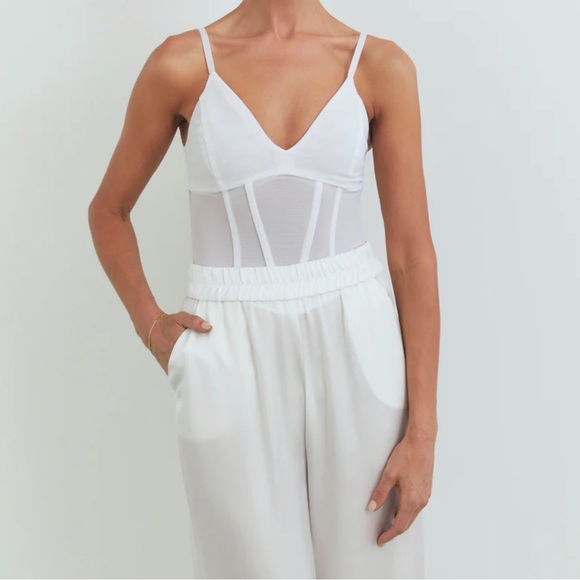 Viktoria and woods omega bustier - Picture 2 of 5